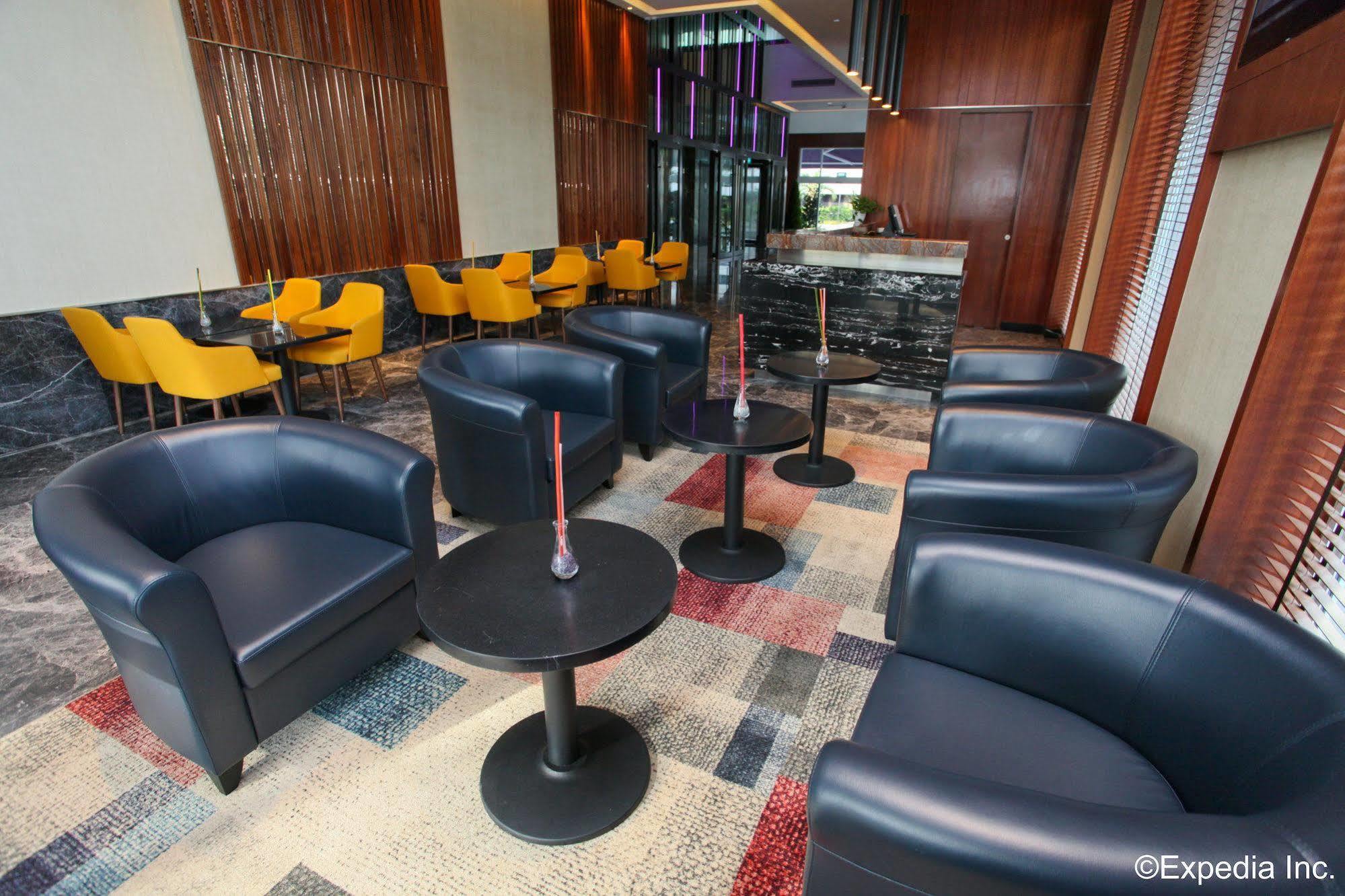 Aqueen Hotel Paya Lebar Szingapúr Kültér fotó