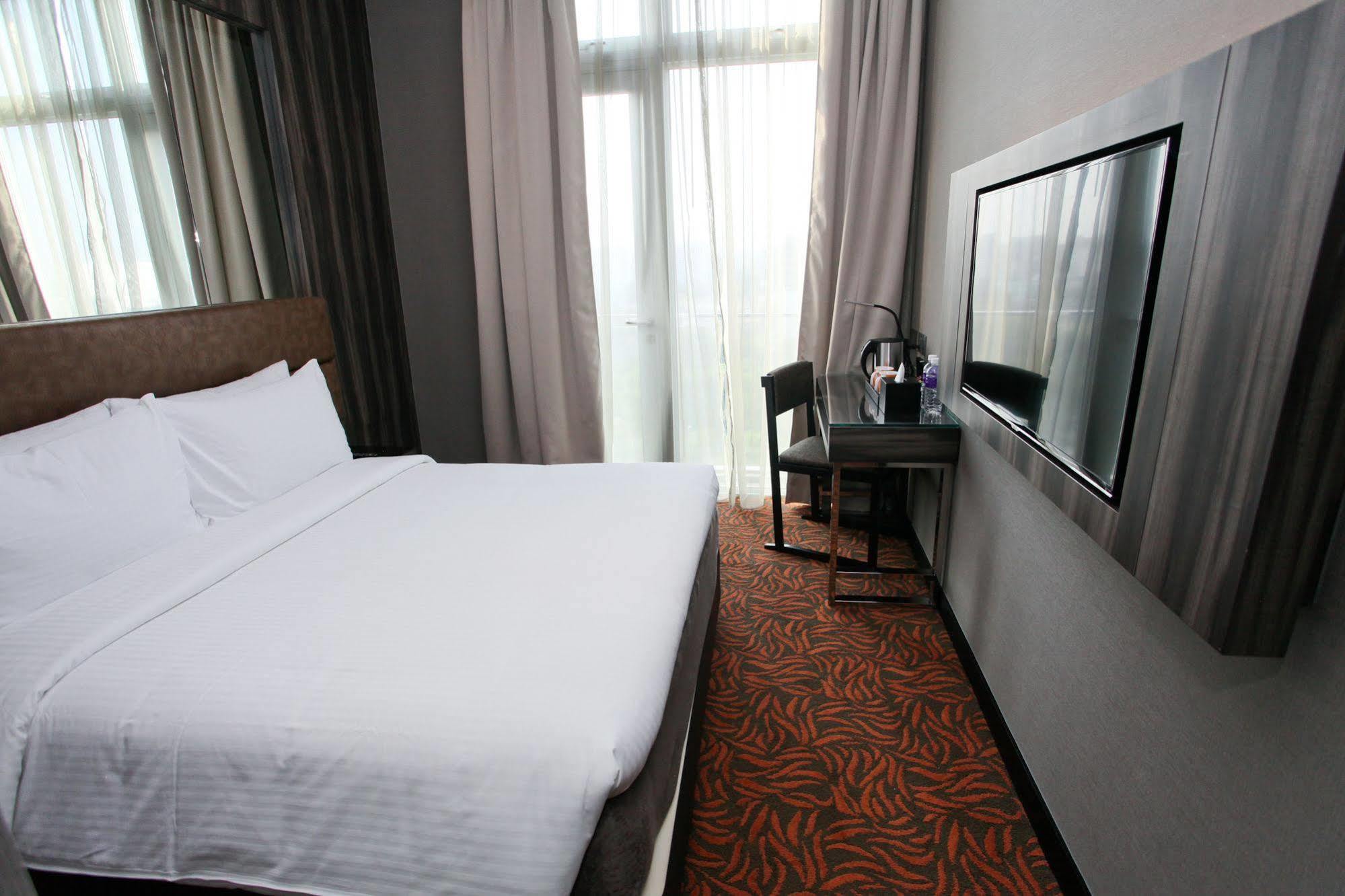 Aqueen Hotel Paya Lebar Szingapúr Kültér fotó
